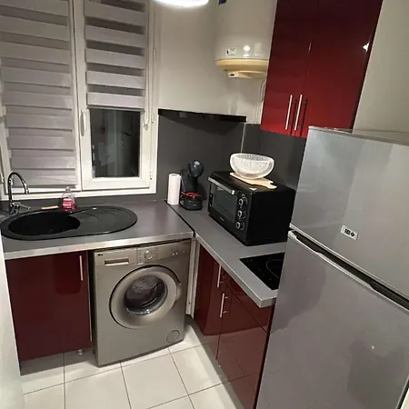 16 Apartment